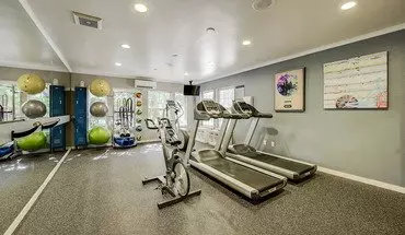 3 of 28 Evergreen Heights Apartment for rent in Kirkland, WA