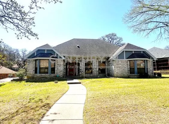 Stunning Custom 2-story 4/2.5/2 Home Ready For Move-in! Apartment for rent in Fort Worth, TX Stunning Custom 2-story 4/2.5/2 Home Ready For Move-in! Apartment for rent in Fort Worth, TX