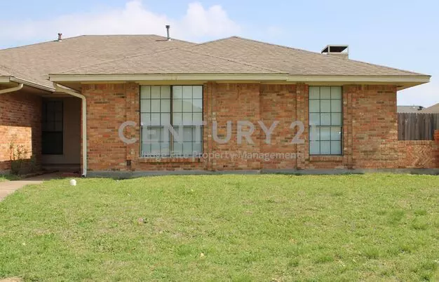 Cozy 3/2/1 Duplex In Desoto For Rent! Apartment for rent in Desoto, TX Cozy 3/2/1 Duplex In Desoto For Rent! Apartment for rent in Desoto, TX