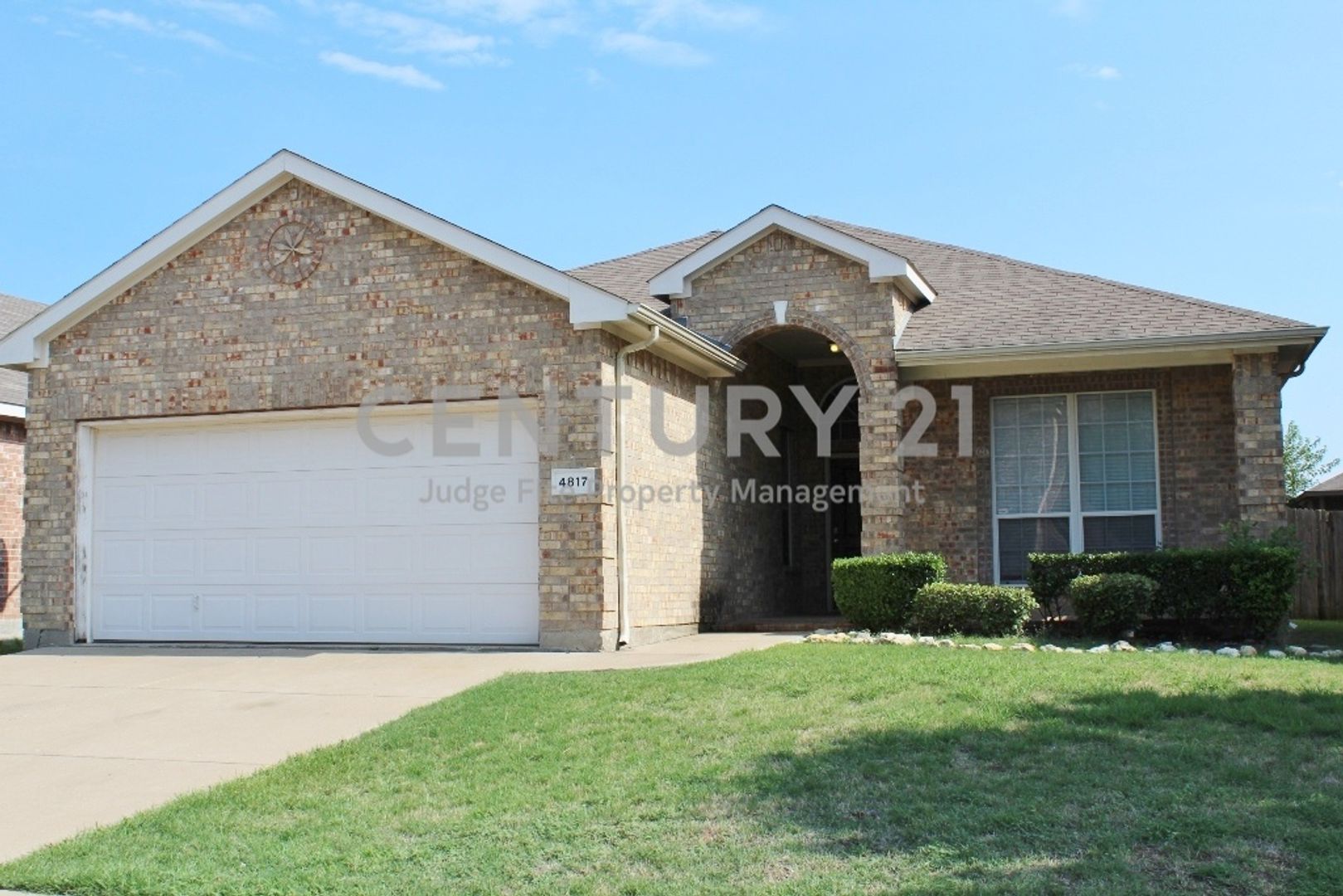 Great 4/2/2 In Summer Creek Ranch For Rent! Apartment for rent in Crowley, TX