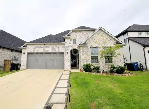 Well-maintained 3/2/2 In South Oak For Rent! Apartment for rent in Little Elm, TX