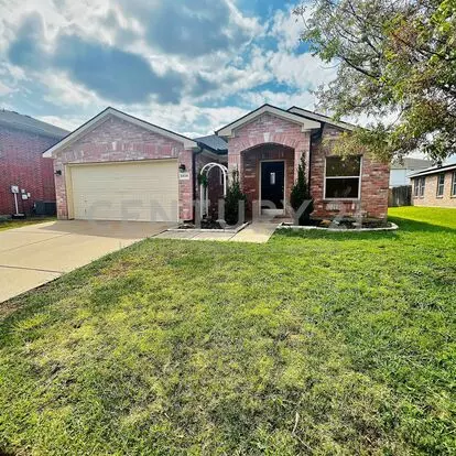 Gorgeous Custom 3/2/2 In Desirable S. Arlington For Rent! Apartment for rent in Arlington, TX
