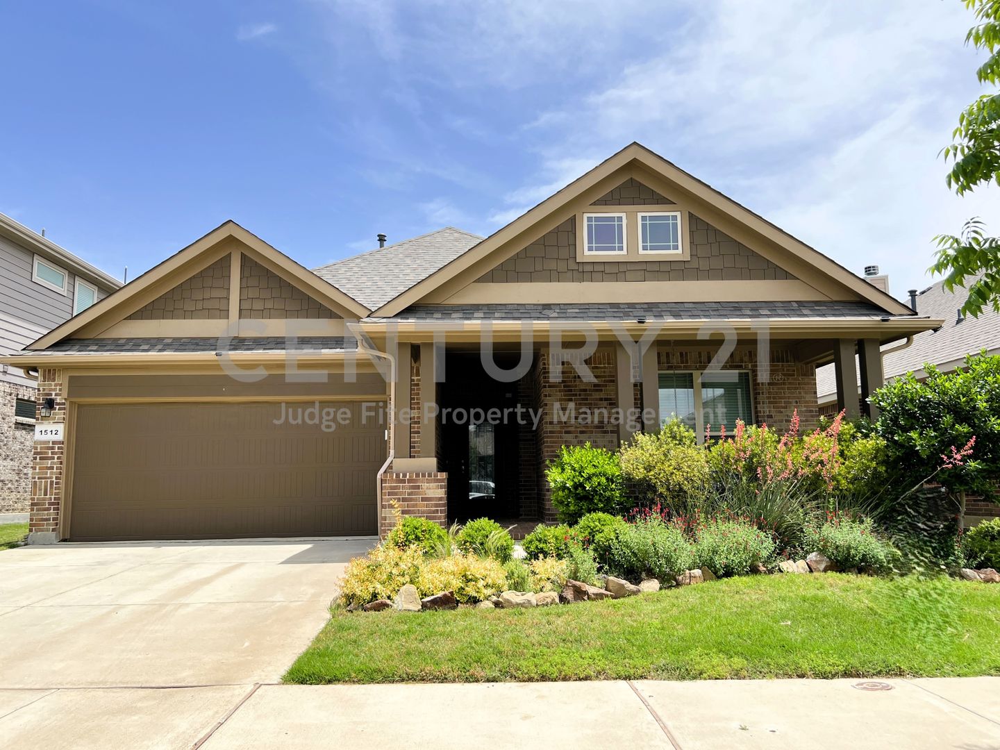 Beautifully Maintained 4/2/2, Located In The Award-winning Argyle Isd Ready For Move-in! Apartment for rent in Argyle, TX Beautifully Maintained 4/2/2, Located In The Award-winning Argyle Isd Ready For Move-in! Apartment for rent in Argyle, TX
