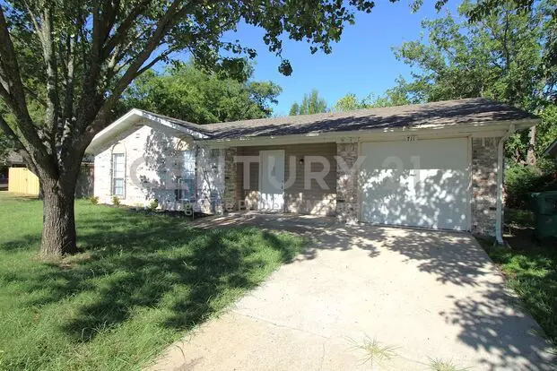 Beautiful 4/2/1 Home In Cedar Hill Apartment for rent in Cedar Hill, TX