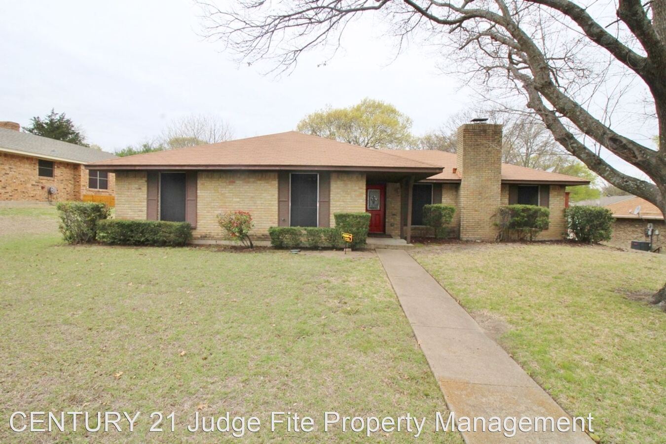 137 N Crestwood Blvd Desoto, TX House for Rent Rentable