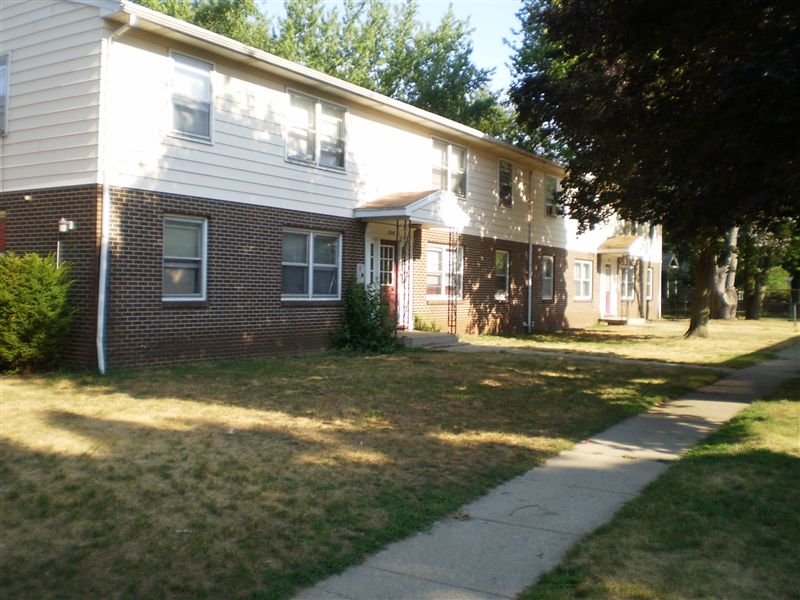 Arbor Lane Apartments 2251 29th St SW Wyoming, MI