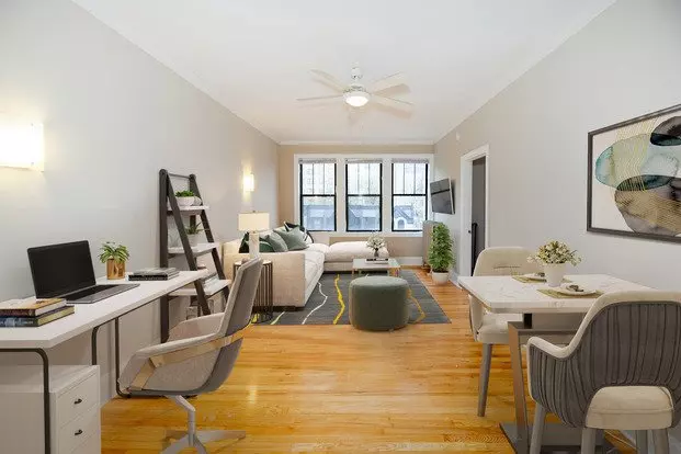 2828 N. Pine Grove Apartment for rent in Chicago, IL 2828 N. Pine Grove Apartment for rent in Chicago, IL
