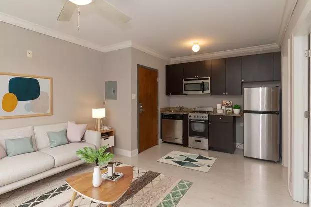 839 Diversey Apartment for rent in Chicago, IL