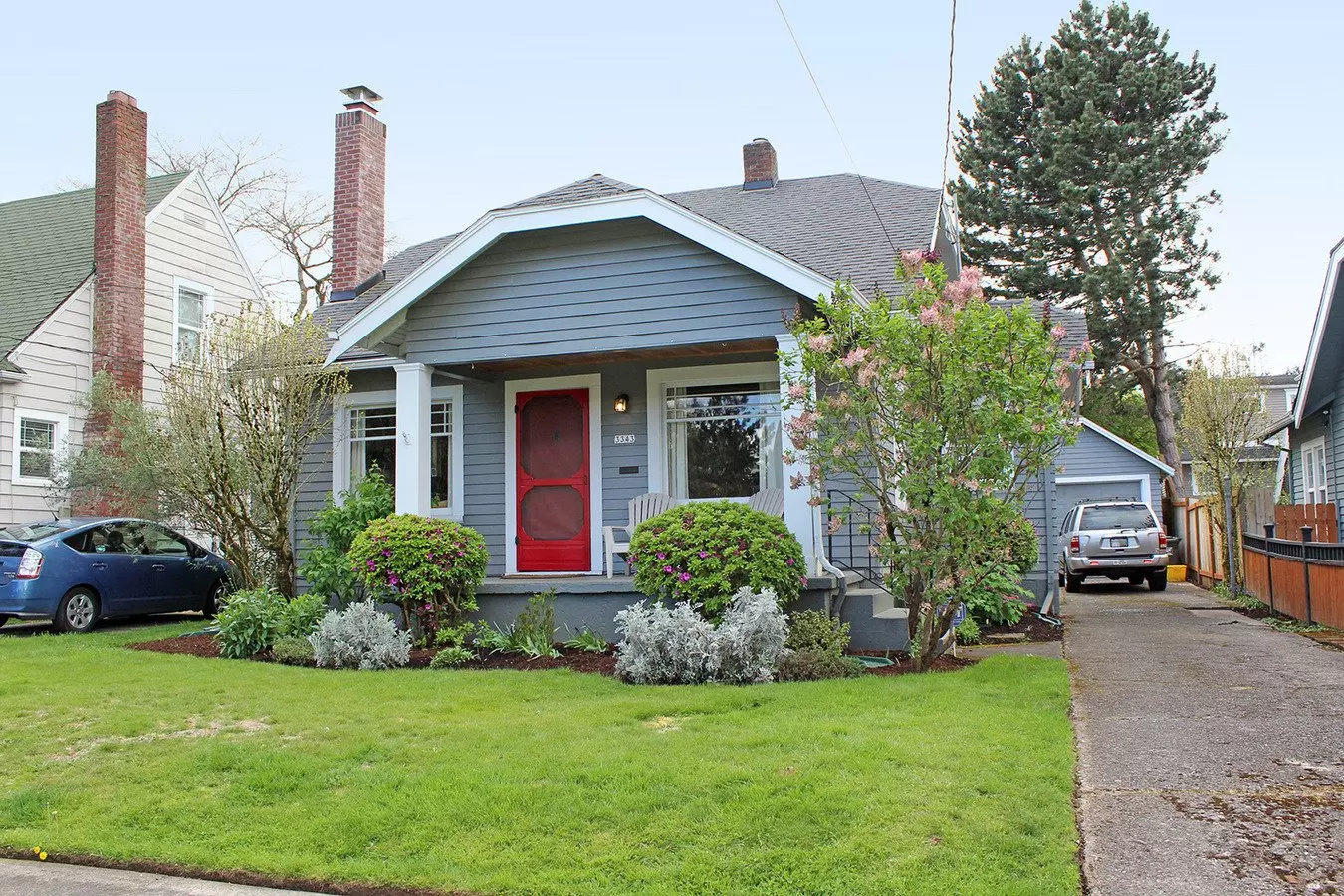 Adorable Irvington Bungalow With Loads Of Vintage Character And All The Right Updates! House for rent in Portland, OR