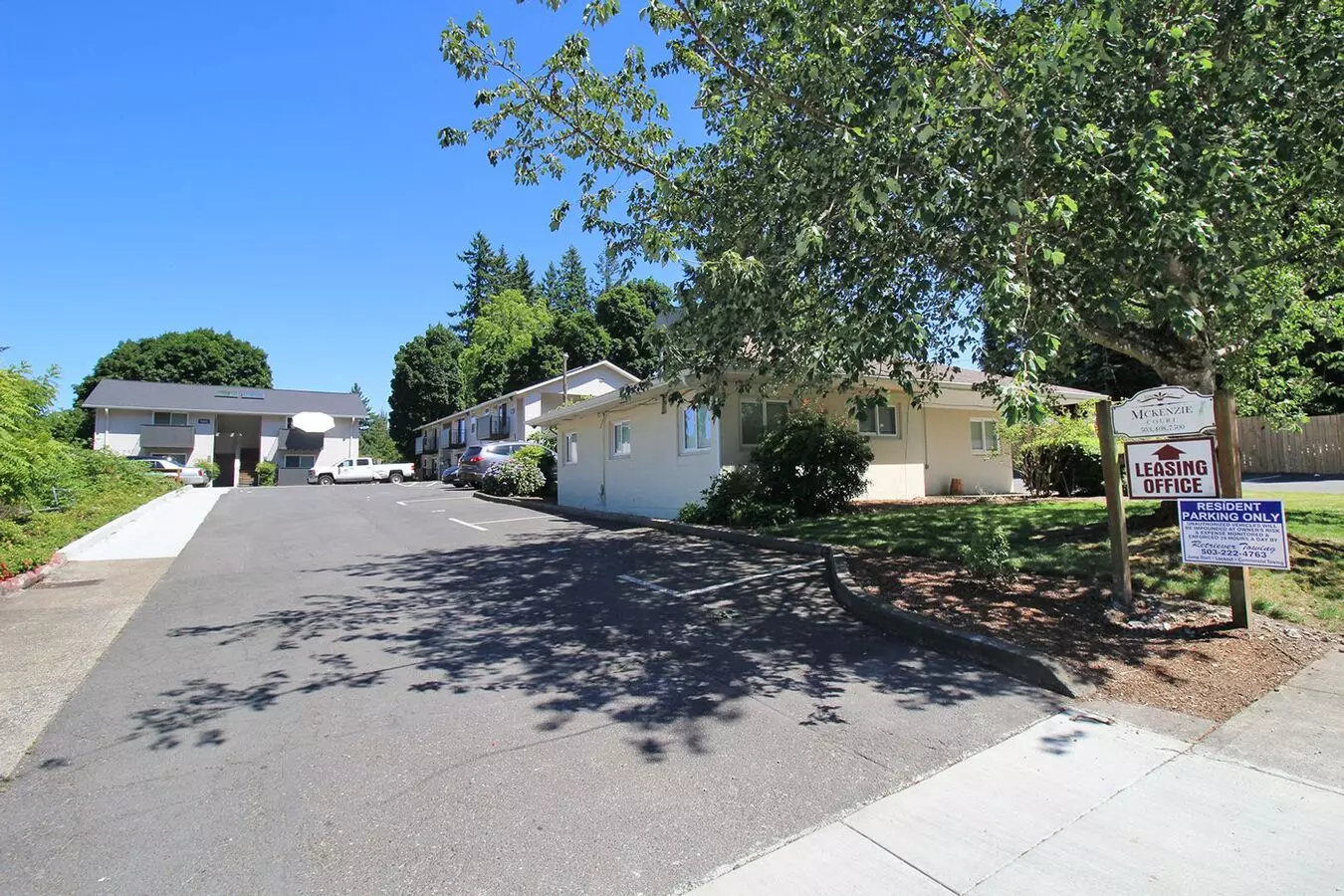 1348, 1402, 1406, 1410, 1422-1428 and 1432-1438 NE 160th Ave Apartment for rent in Portland, OR