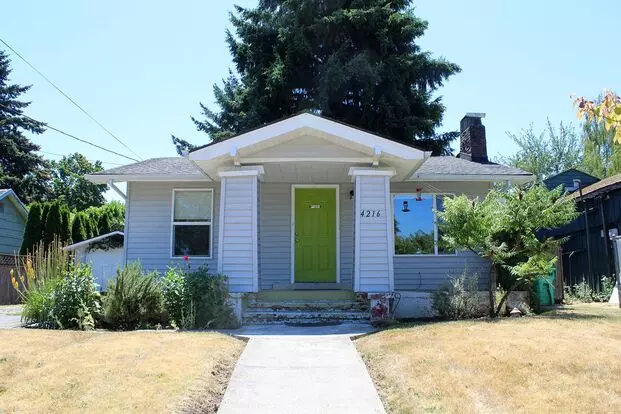 4216 NE Simpson Apartment for rent in Portland, OR