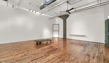 4 of 25 Grand Loft Living Close To Everything! House for rent in St Louis, MO
