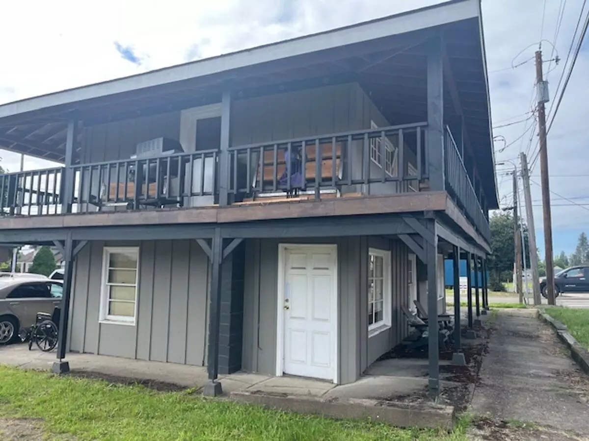 2 of 2 For205 Apartment for rent in Carlton, OR