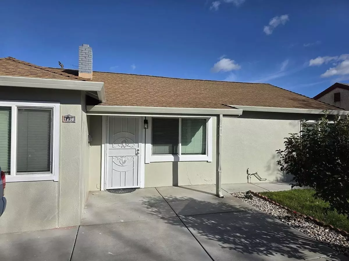 Charming Home At 1230 Wilson St, House for rent in Fairfield, CA