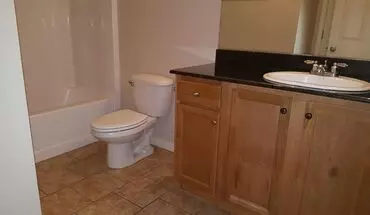 2 of 9 Fairhope East Apartment for rent in Fairhope, AL