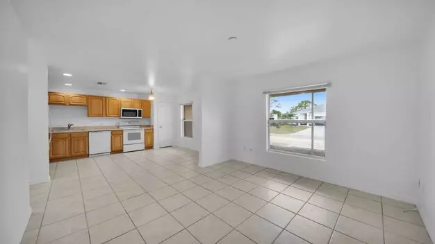 215 213 Homer Ave S Apartment for rent in Lehigh Acres, FL