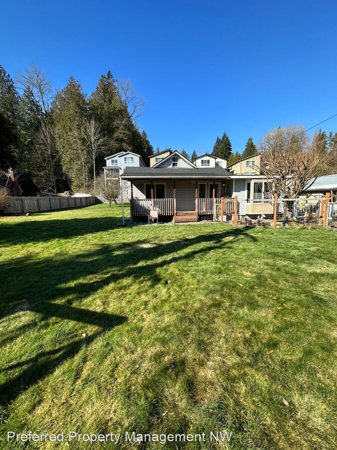 506 W Davies Loop Rd Lake Stevens, WA House for Rent
