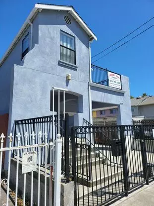 Beautifully Upgraded 2 Story Home In Downtown Richmond Apartment for rent in Richmond, CA