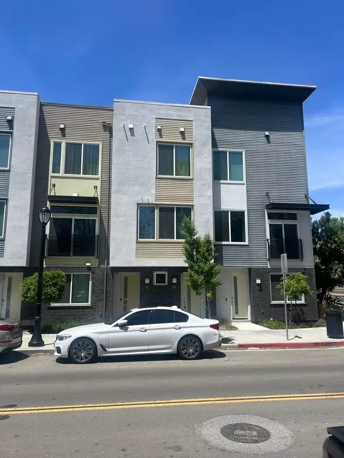 Downtown Sj Smart Tri-level Condo Available Soon! Apartment for rent in San Jose, CA