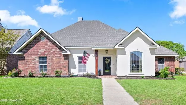 Beautifully Updated 4-bedroom, 3-bath Property Apartment for rent in Lafayette, LA