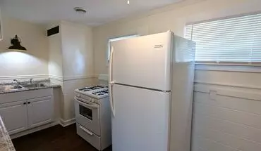 3 of 6 569 Webster Apartment for rent in Muskegon, MI