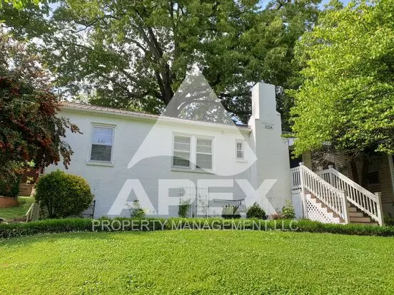 North Knox - 3 Bd Single Family Brick Rancher In Historic North Hills Neighborhood! Apartment for rent in Knoxville, TN North Knox - 3 Bd Single Family Brick Rancher In Historic North Hills Neighborhood! Apartment for rent in Knoxville, TN