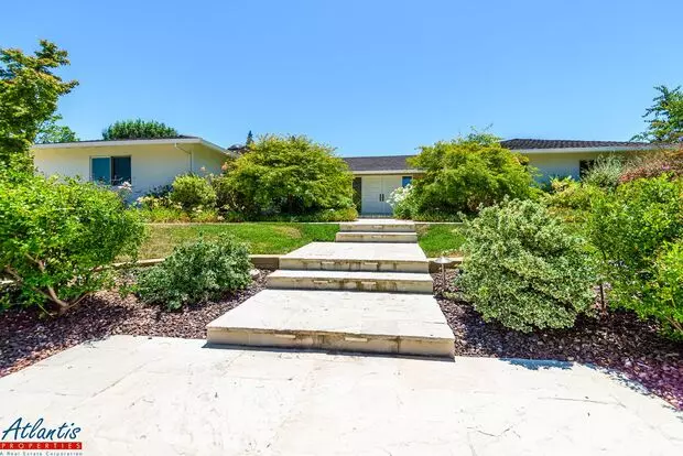 Stunning & Remodeled Home | Desirable Saratoga Neighborhood Apartment for rent in Saratoga, CA