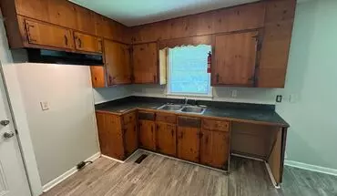 2 of 8 Tarrant House for rent in Tarrant, AL