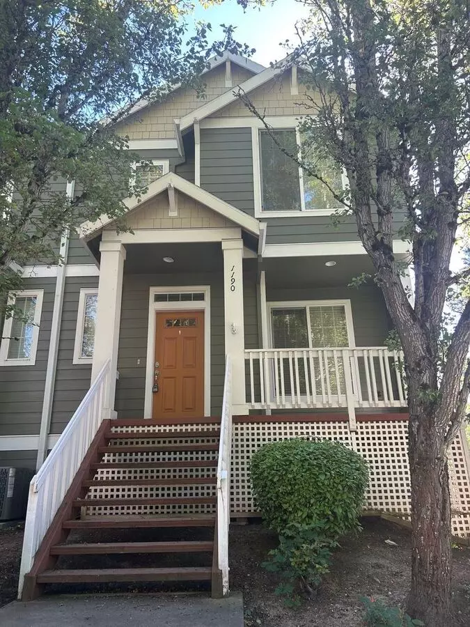 Updated Townhome In Beaverton, Walking Distance To Nike Hq! House for rent in Beaverton, OR