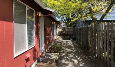 3 of 25 Well Maintained Overlook Neighborhood Tri-plex! House for rent in Portland, OR