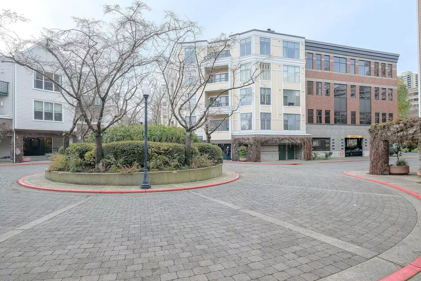 Beautiful Top-level Condo With Sprawling Views Of The Willamette River! House for rent in Portland, OR