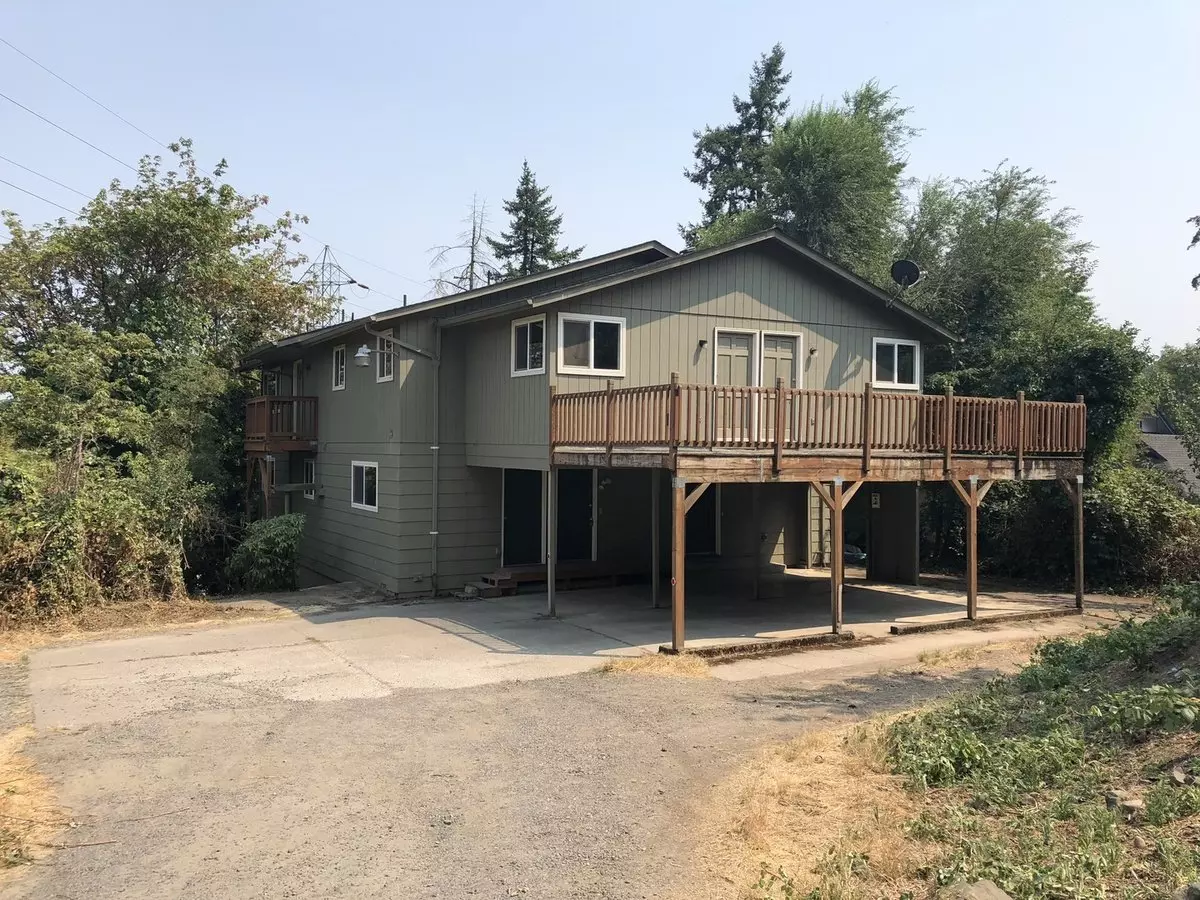1510/1512 Riverview Apartment for rent in Eugene, OR
