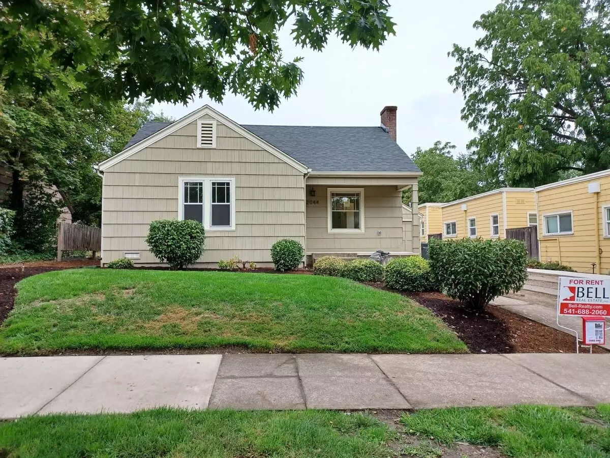 Emerald 2040 Llc ~ 2044-2035 Emerald Apartment for rent in Eugene, OR
