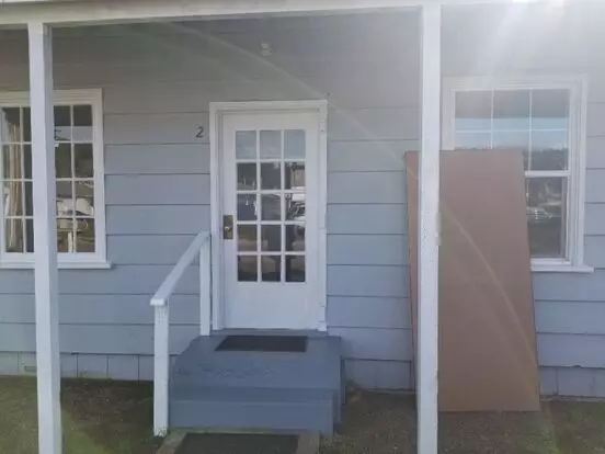 150 E Everett Apartment for rent in Sutherlin, OR