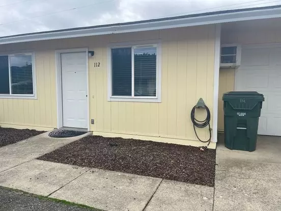 110, 112 & 114 Sunny Ln Apartment for rent in Sutherlin, OR