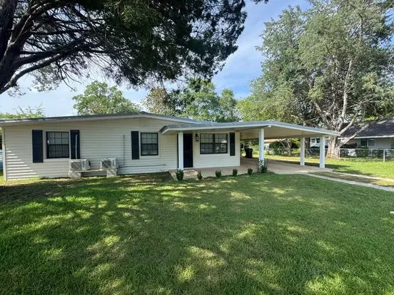 3 Bedroom 2 Bathroom Home In Chipley Fl Apartment for rent in Chipley, FL 3 Bedroom 2 Bathroom Home In Chipley Fl Apartment for rent in Chipley, FL