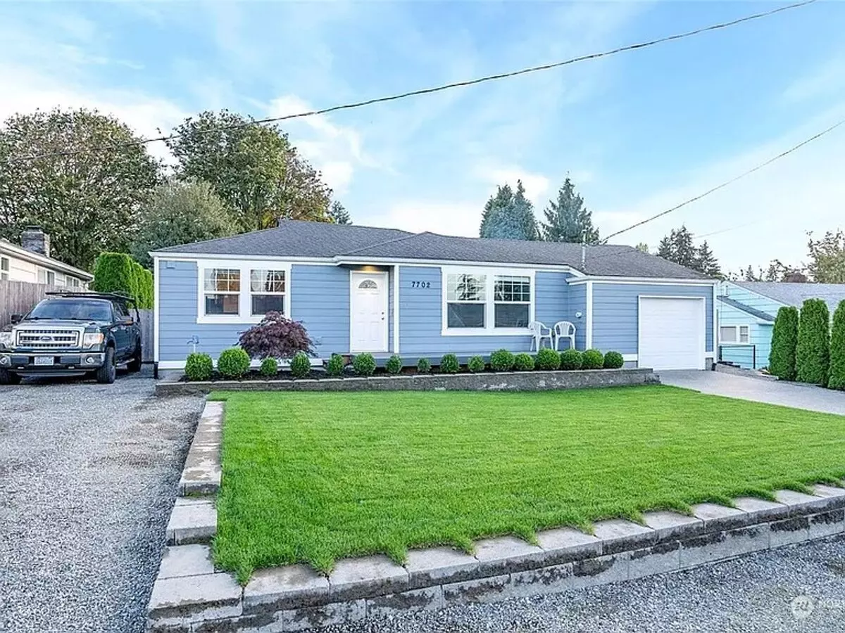 Fantastic 2 Bed-1 Bath Rambler In University Place! House for rent in University Place, WA