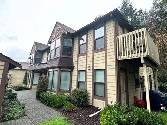 S166 Apartment for rent in Tacoma, WA