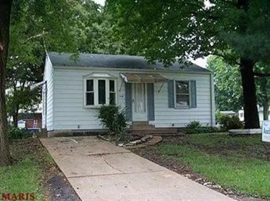 Great 2 Bedroom Home For Rent Apartment for rent in St Louis, MO