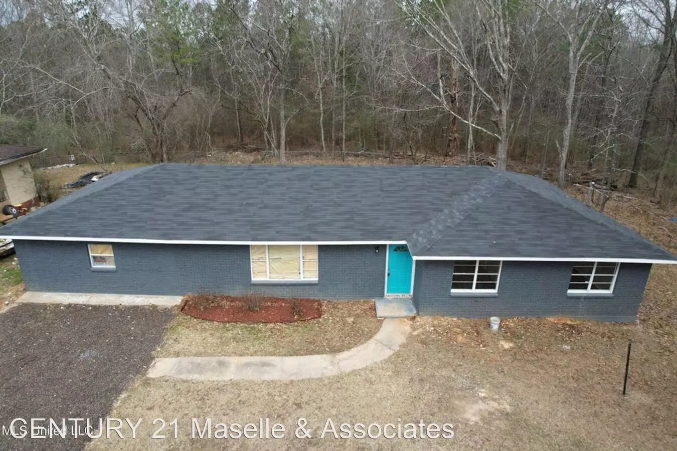 1208 Cooper Rd House for rent in Jackson, MS