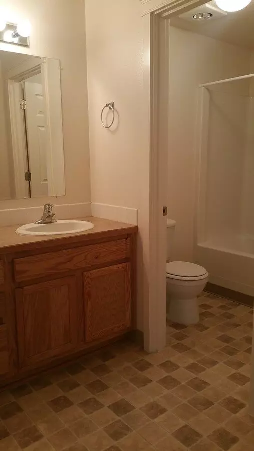 Dooc02 Apartment for rent in Springfield, OR