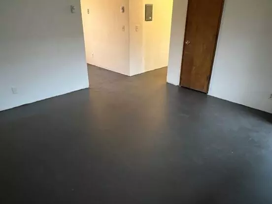 Colonial Terrace Ii, Llc Apartment for rent in Springfield, OR