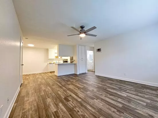 Parklane Apartments Apartment for rent in San Diego, CA Parklane Apartments Apartment for rent in San Diego, CA
