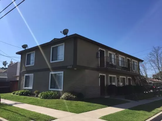 1021 Alabama Street Apartment for rent in Huntington Beach, CA