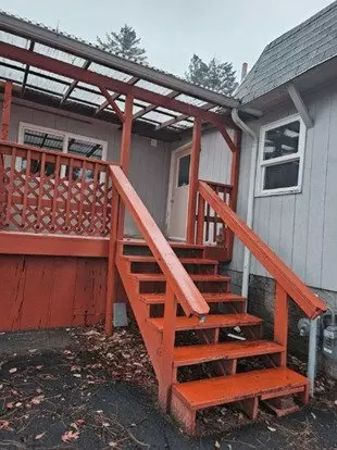 2412001 Apartment for rent in Gold Hill, OR