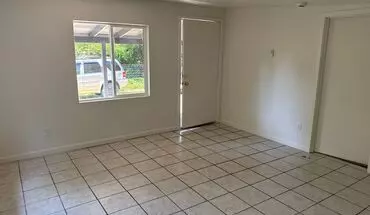 5 of 8 1333 & 1333 1/2 NE 9th Street Apartment for rent in Grants Pass, OR