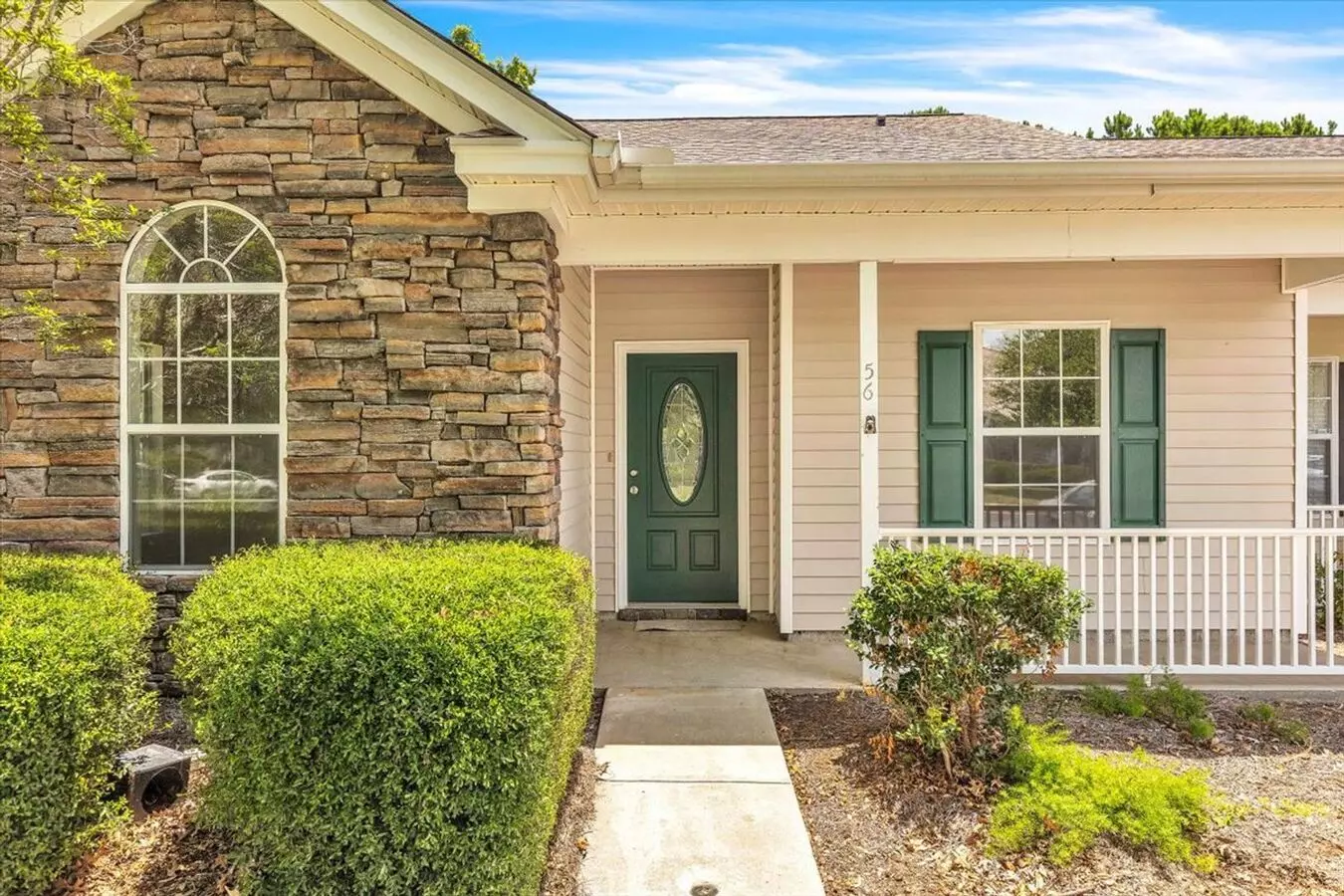 Better Than New 3 Bed/2 Bath Townhome In Stone Lake House for rent in Savannah, GA