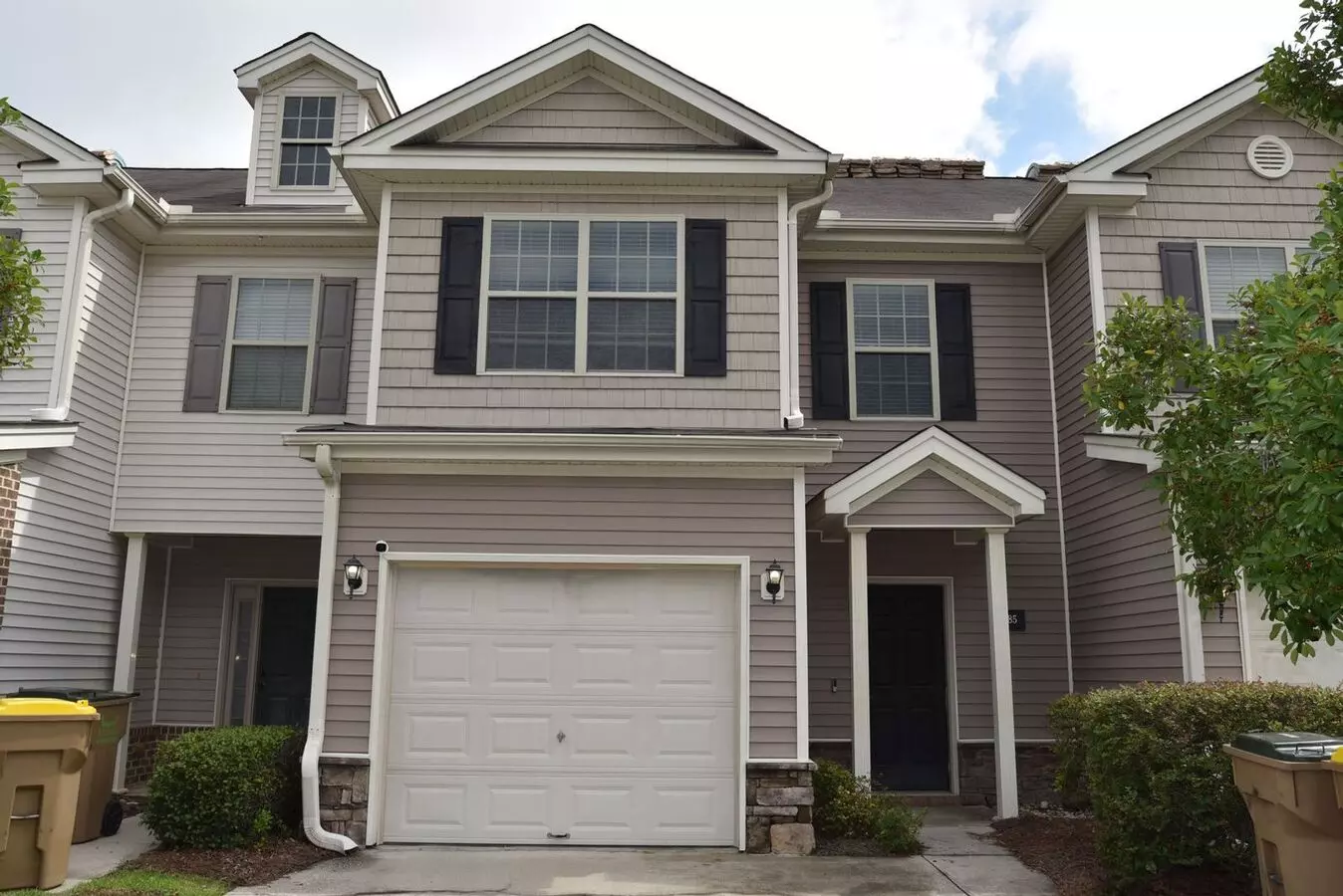 Townhome In Richmond Hill!! House for rent in Richmond Hill, GA