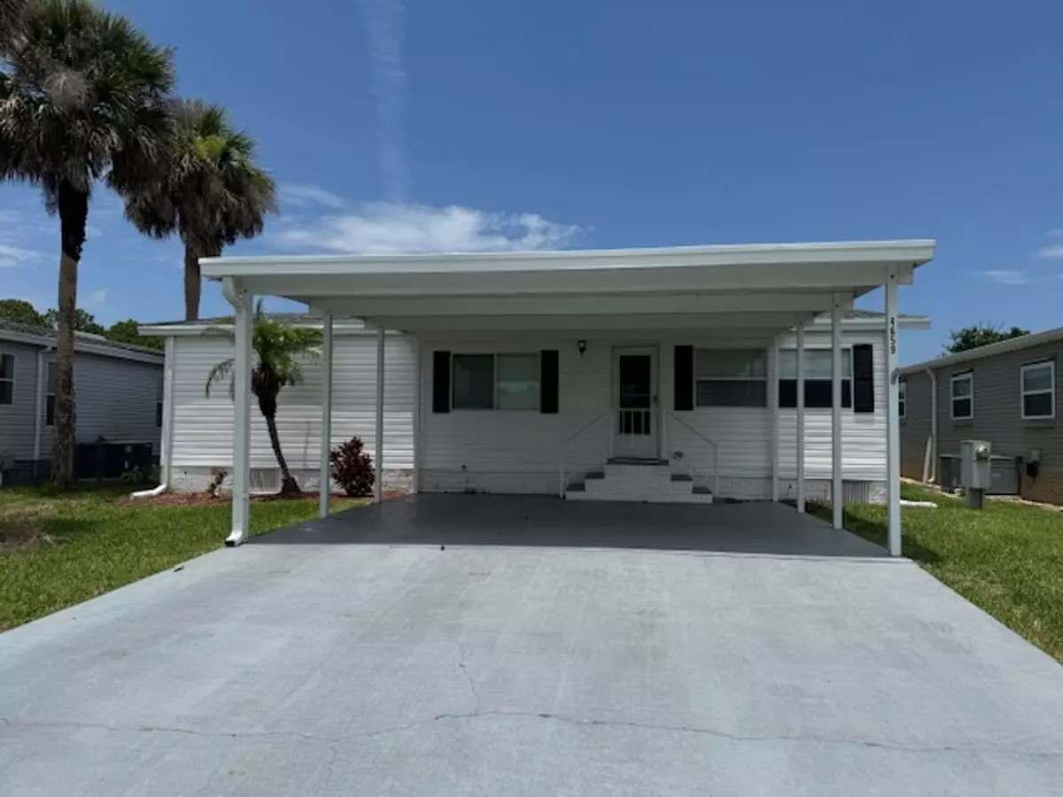 Fully & Beautifully Furnished! Available Short-term, Under Six Months And A Day For $2000 A Month Rent Plus 12% Sales Tax. Min Rental Period 3 Months. Long Term 7 Months Or Longer $1800 House for rent in Merritt Island, FL