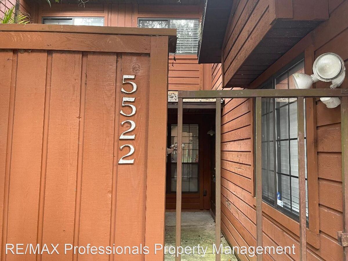 5522 SW 8th Pl Gainesville, FL House for Rent Rentable